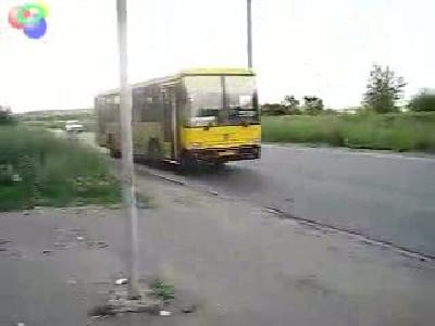 otobüste curcuna-)